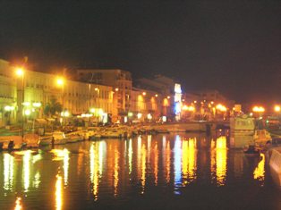 Sete canal by night.jpg